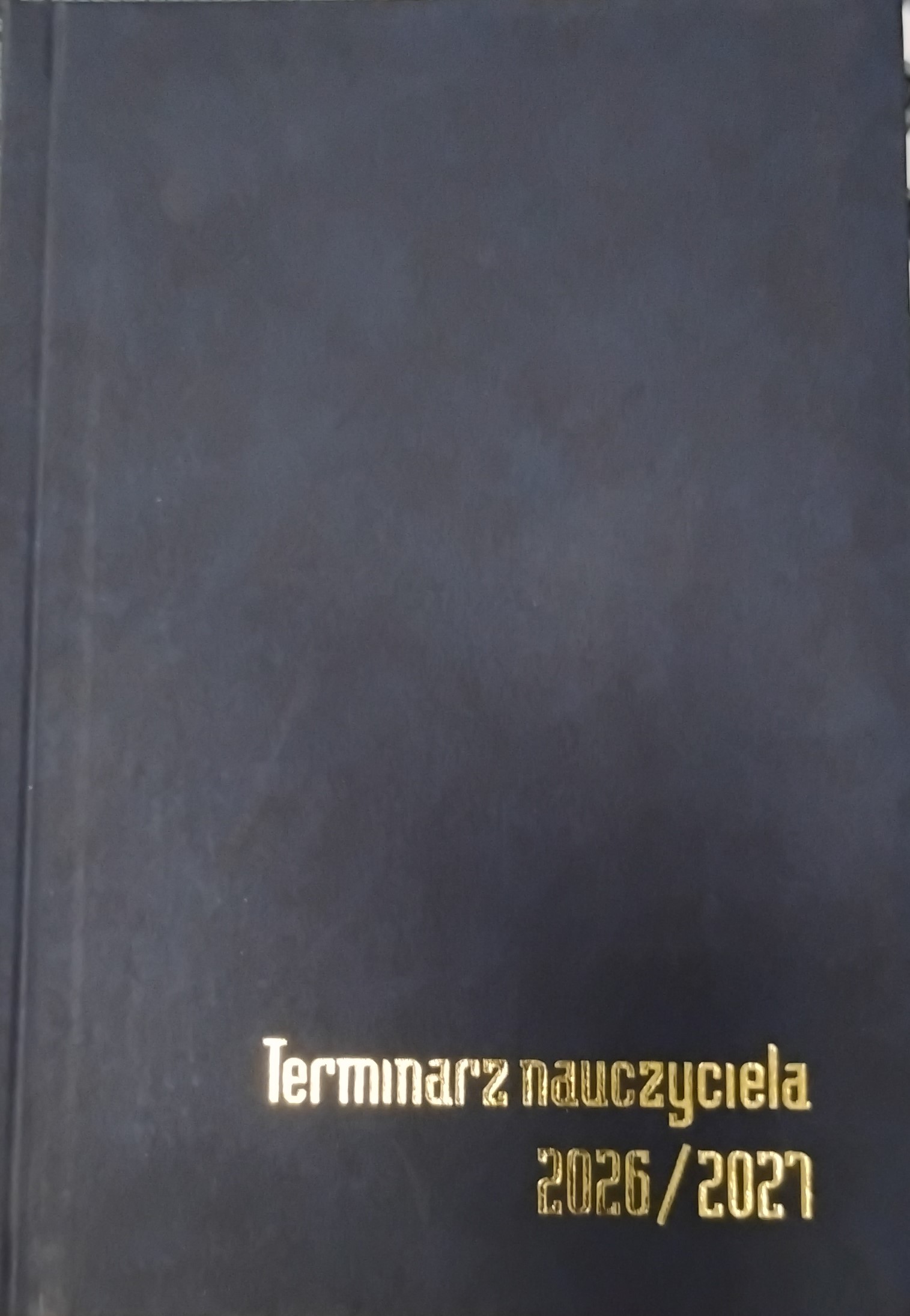 Kalendarz książkowy nauczyciela tygodniowy A5 2026/2027 Poligraf